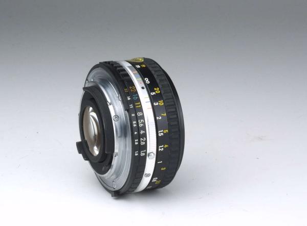 Nikon Series E 50mm f/1.8 AiS
