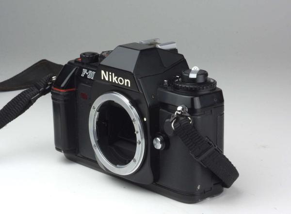 Nikon F-301