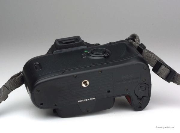 Nikon F75