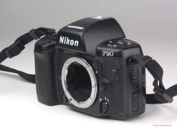 Nikon F90