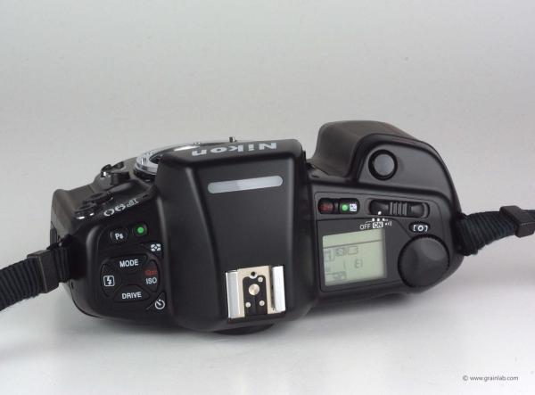 Nikon F90