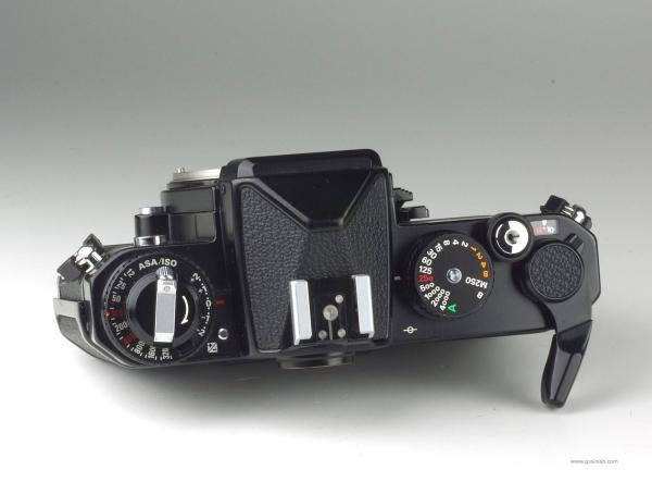 Nikon FE2 black