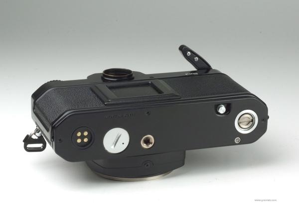 Nikon FE2 black