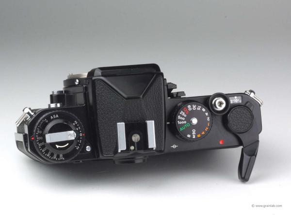 Nikon FE black