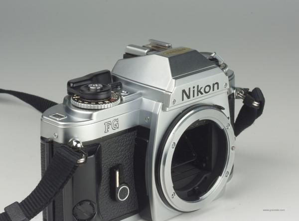 Nikon FG