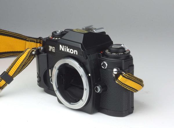 Nikon FG black + MF-15