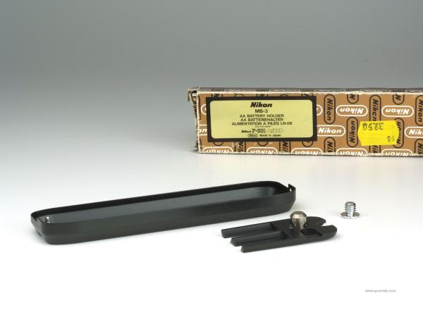 Nikon MB-3 - AA Batteriehalter