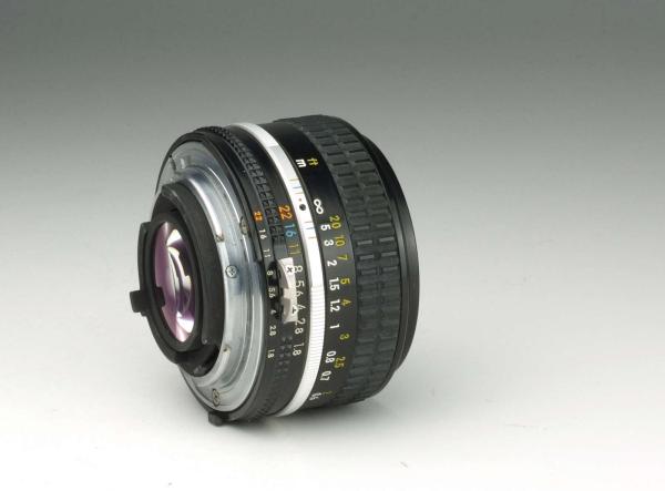 Nikon Nikkor 50mm f/1.8 AIS