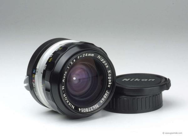Nikon Nikkor-N Auto 24mm f/2.8 nonAI