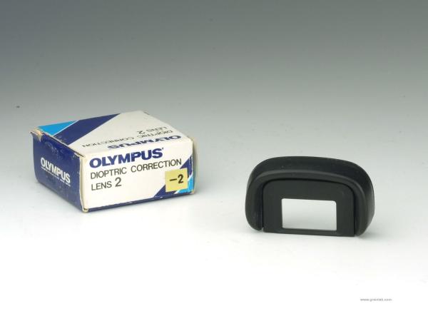 Augenmuschel 2 + Korrekturlinse -2 Dioptrien - Olympus OM