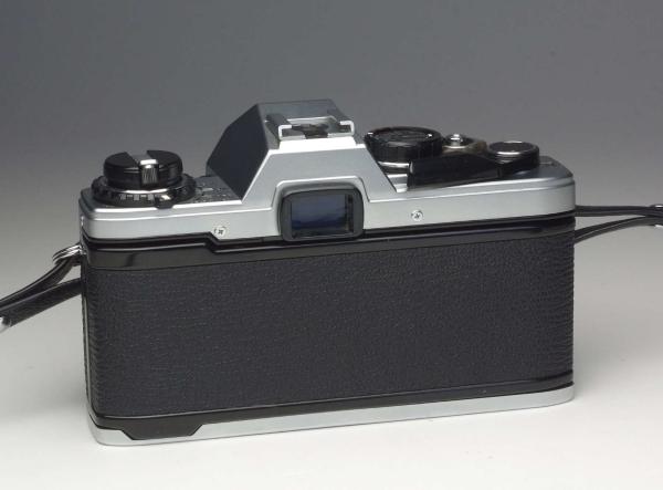 Olympus OM-10 + Manual Adapter