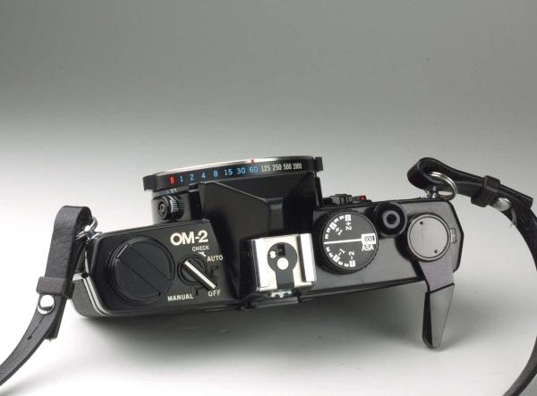Olympus OM-2 black