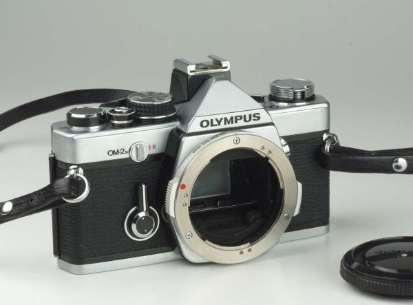 Olympus OM-2n