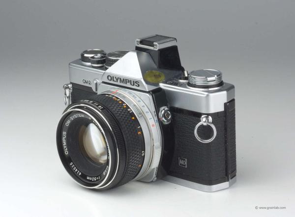 Olympus OM-2n + Zuiko 1.8/50mm