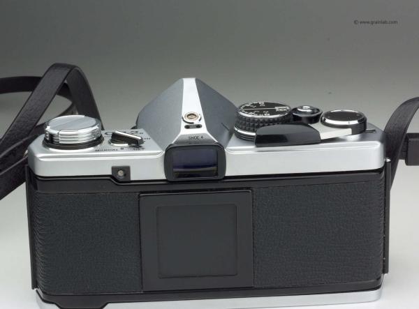 Olympus OM-2n