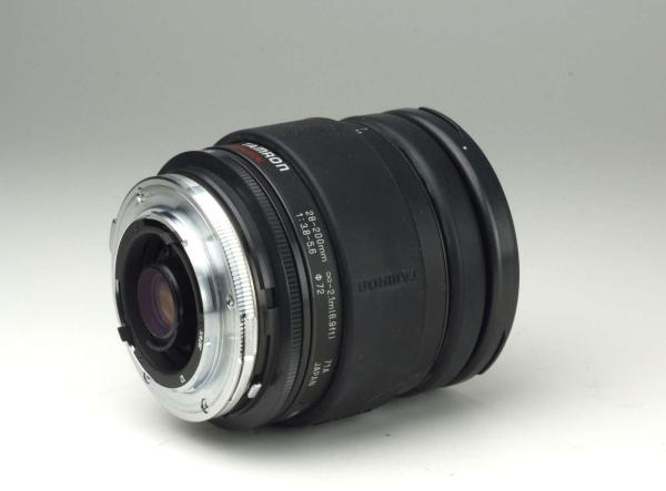 Tamron Adaptall 2 28-200mm f/3.8-5.6 - Olympus OM