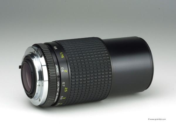 Tokina AT-X 90mm f/2.5 Macro - Olympus OM