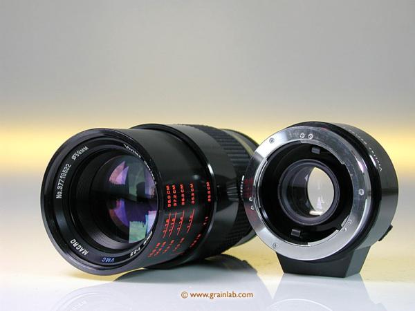 Vivitar 2.5/90mm Macro mit Macro Adapter für Olympus OM