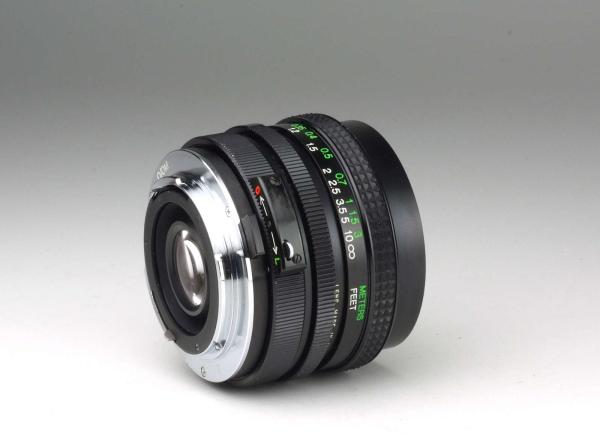 Vivitar 24mm f/2.8 - Olympus OM