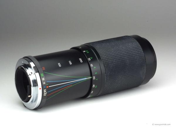 Vivitar 70-300mm f/4.2-5.8 - Olympus OM