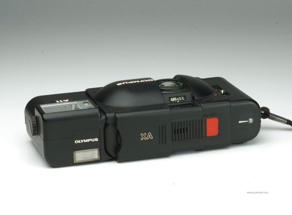 Olympus XA + A11 Blitz