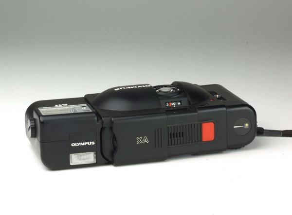Olympus XA + A11 Blitz