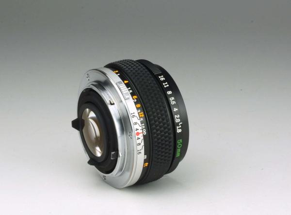 Olympus Zuiko 50mm f/1.8 MC