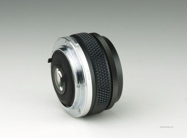 Olympus Zuiko 28mm f/2.8