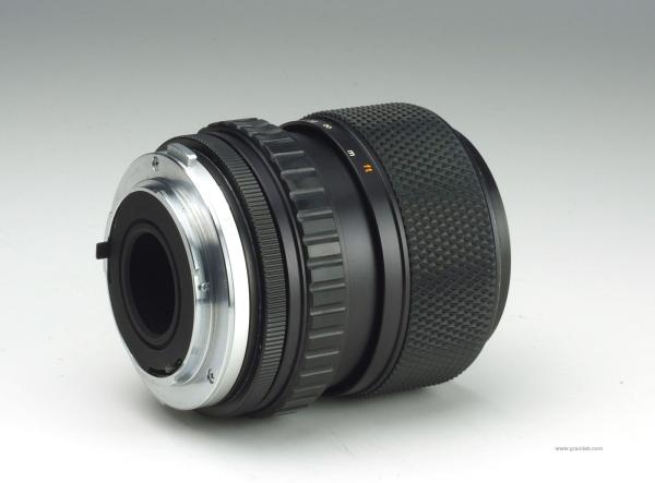 Olympus Zuiko 35-70mm f/4