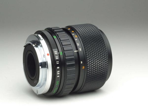 Olympus Zuiko 35-70mm f/4