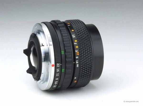 Olympus Zuiko 35-70mm f/3.5-4.5