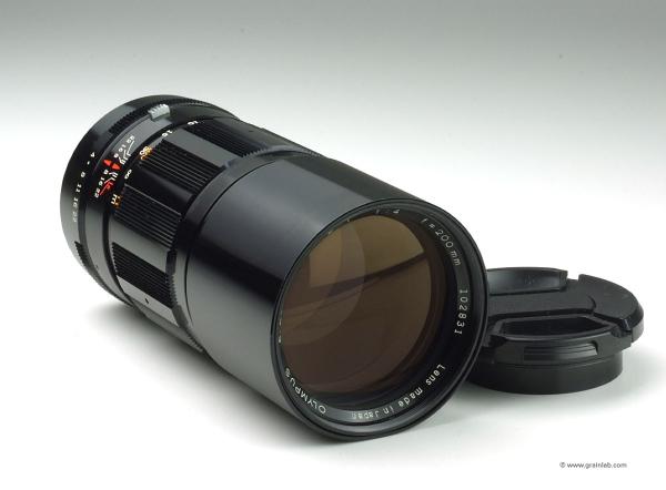 Olympus Zuiko 200mm f/4 - M42