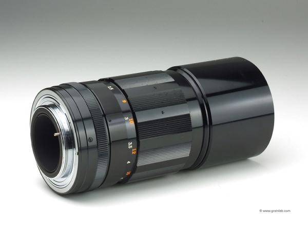 Olympus Zuiko 200mm f/4 - M42