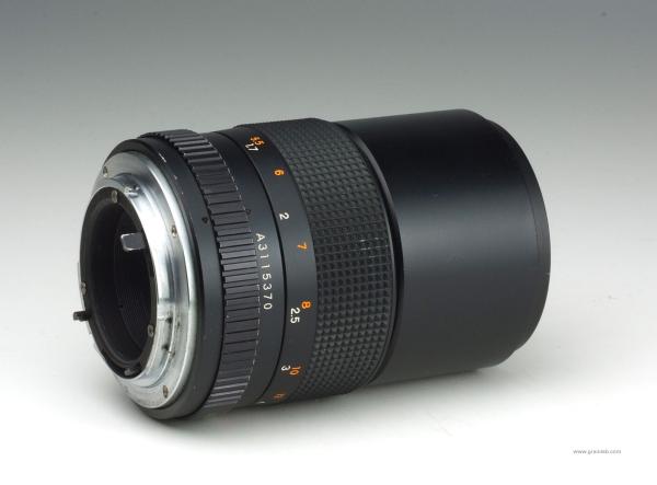 Yashica ML 135mm f/2.8