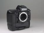 Nikon F90X + MB-10